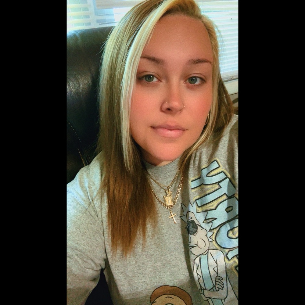 Meet your Posher, Cierra
